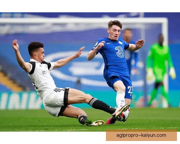 英超纽卡在欧联赛事中的表现稳健，引发广泛关注